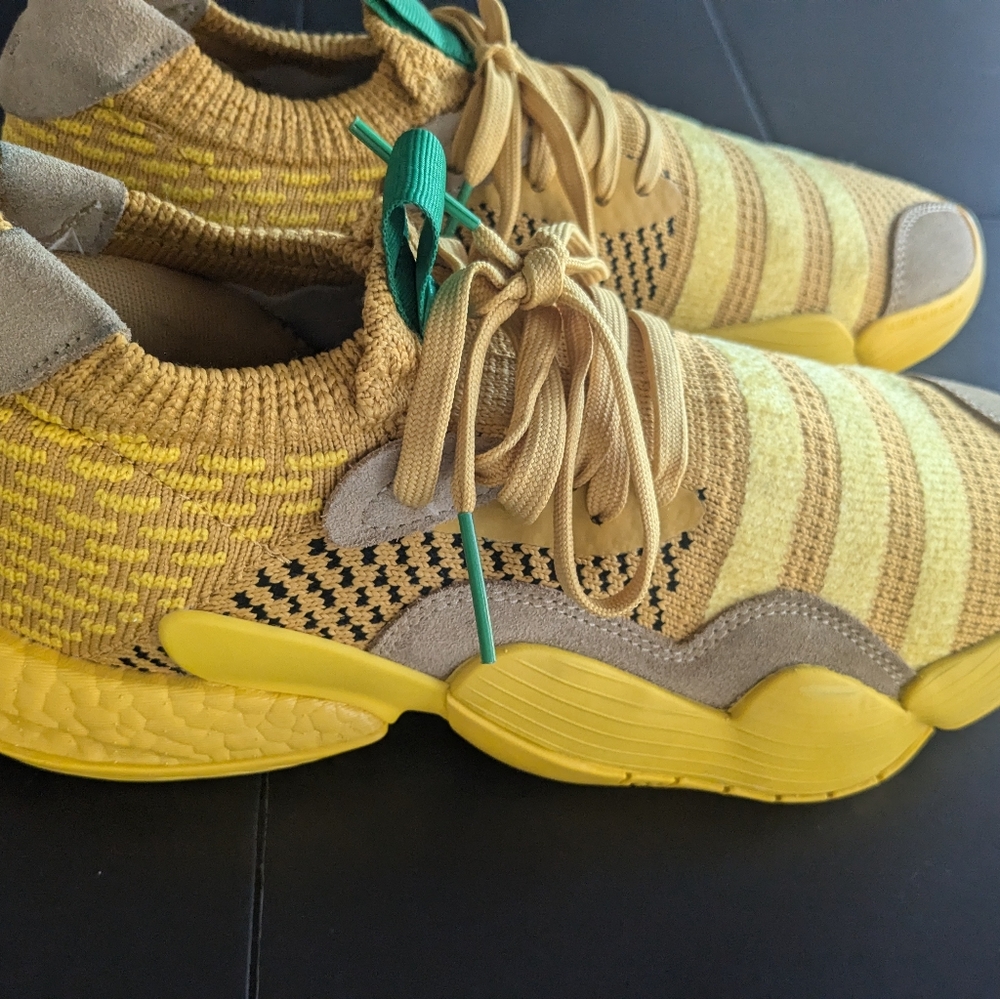 adidas Trae Young 2 Basketball Shoes 'Hazy Yellow' M9 IG4793 No Box